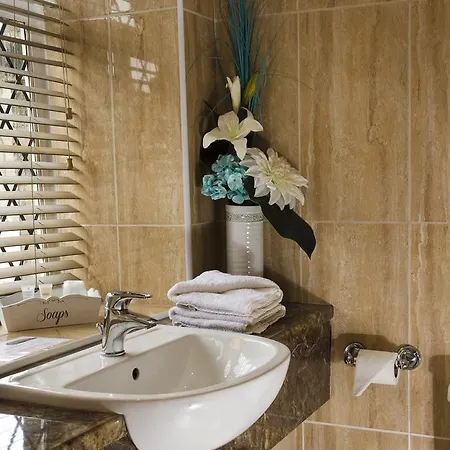 Norfolk Arms Hotel, Ringinglow 4*